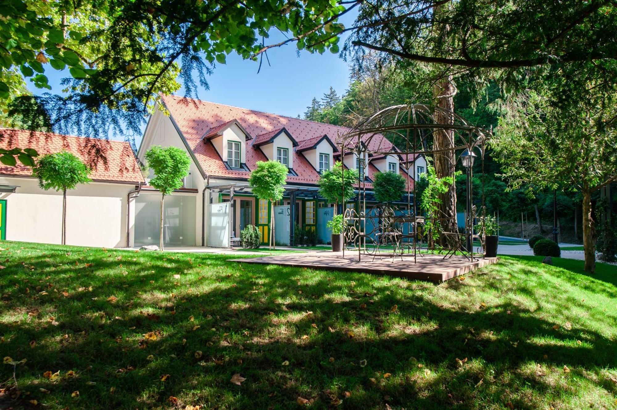 Spa Suite Dobrna - Terme Dobrna Bagian luar foto
